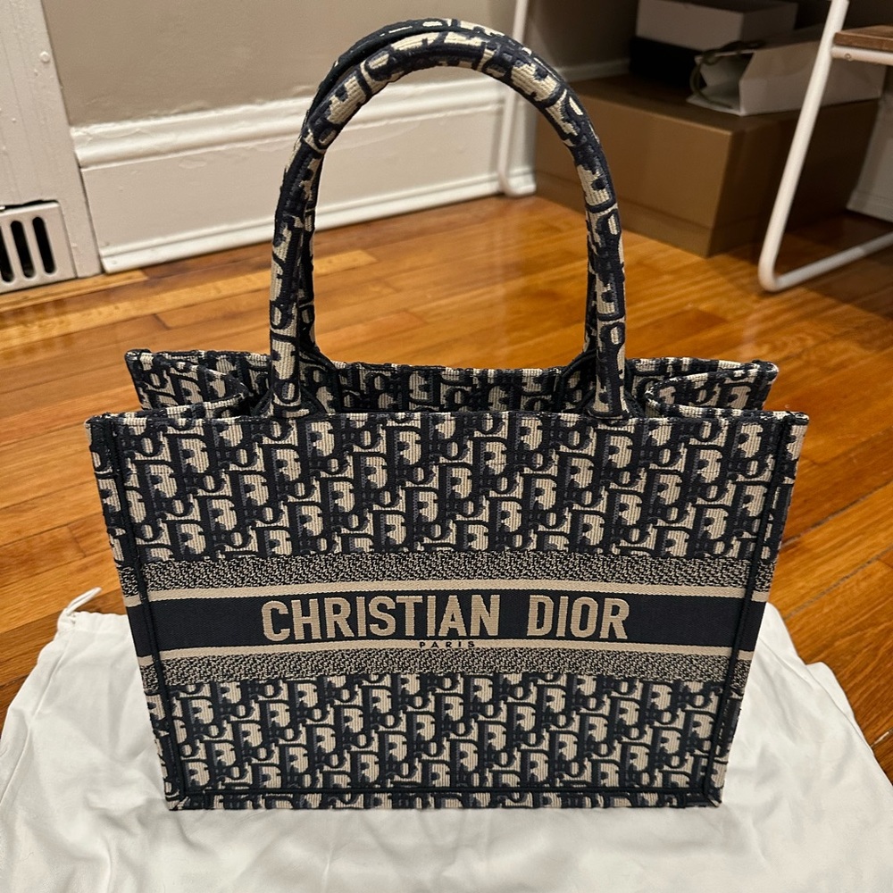 Christian Dior medium dior tote bag